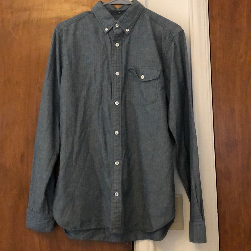 Men’s Gap Lived-In Button-down shirt